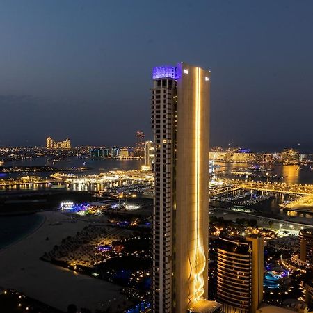 Pirates Bay Hostel Dubai Bagian luar foto